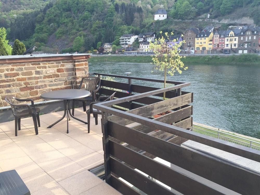 Ferienwohnungen Haus Zur Linde Cochem Exterior photo